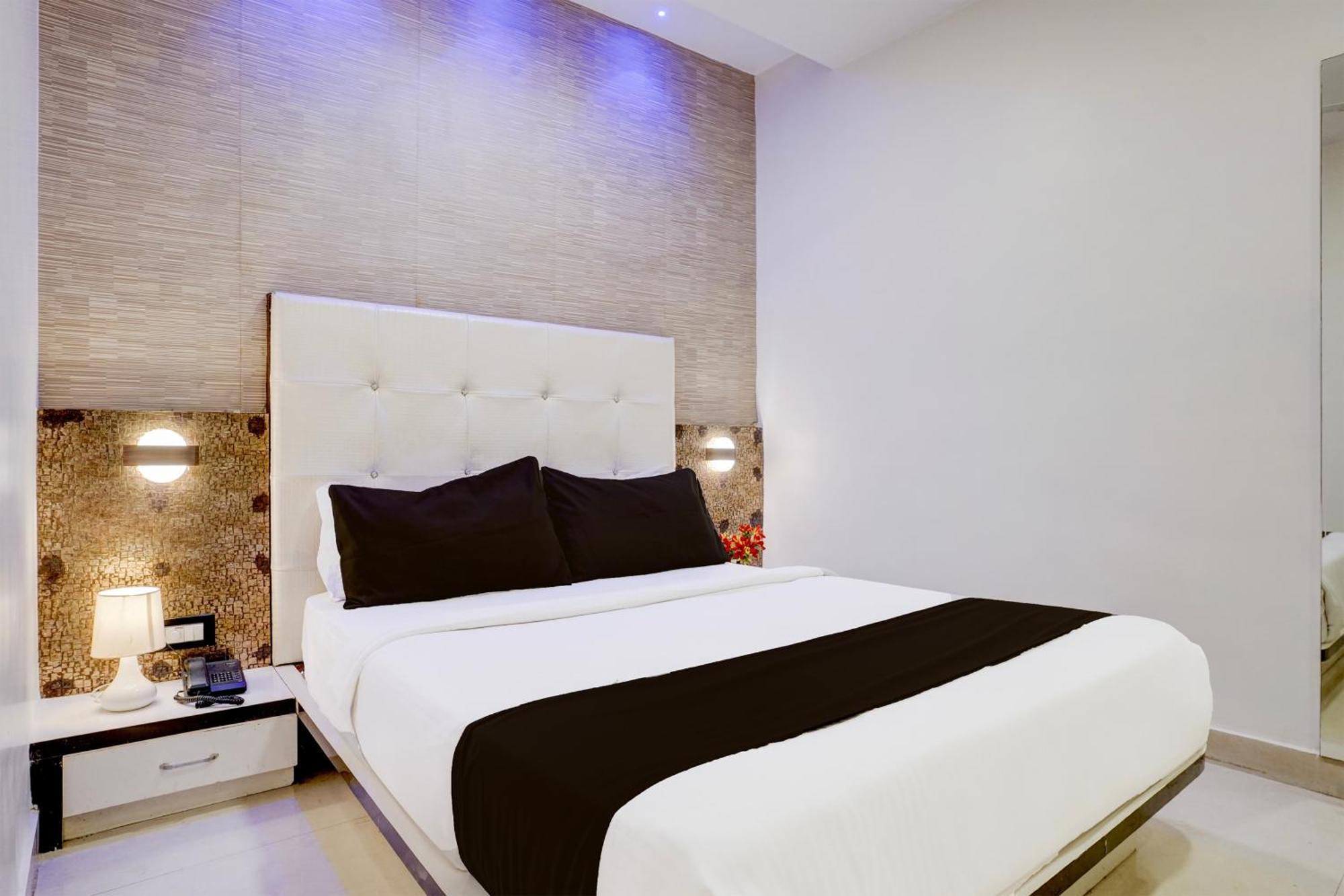 Hotel O Golden Star มุมไบ ภายนอก รูปภาพ
