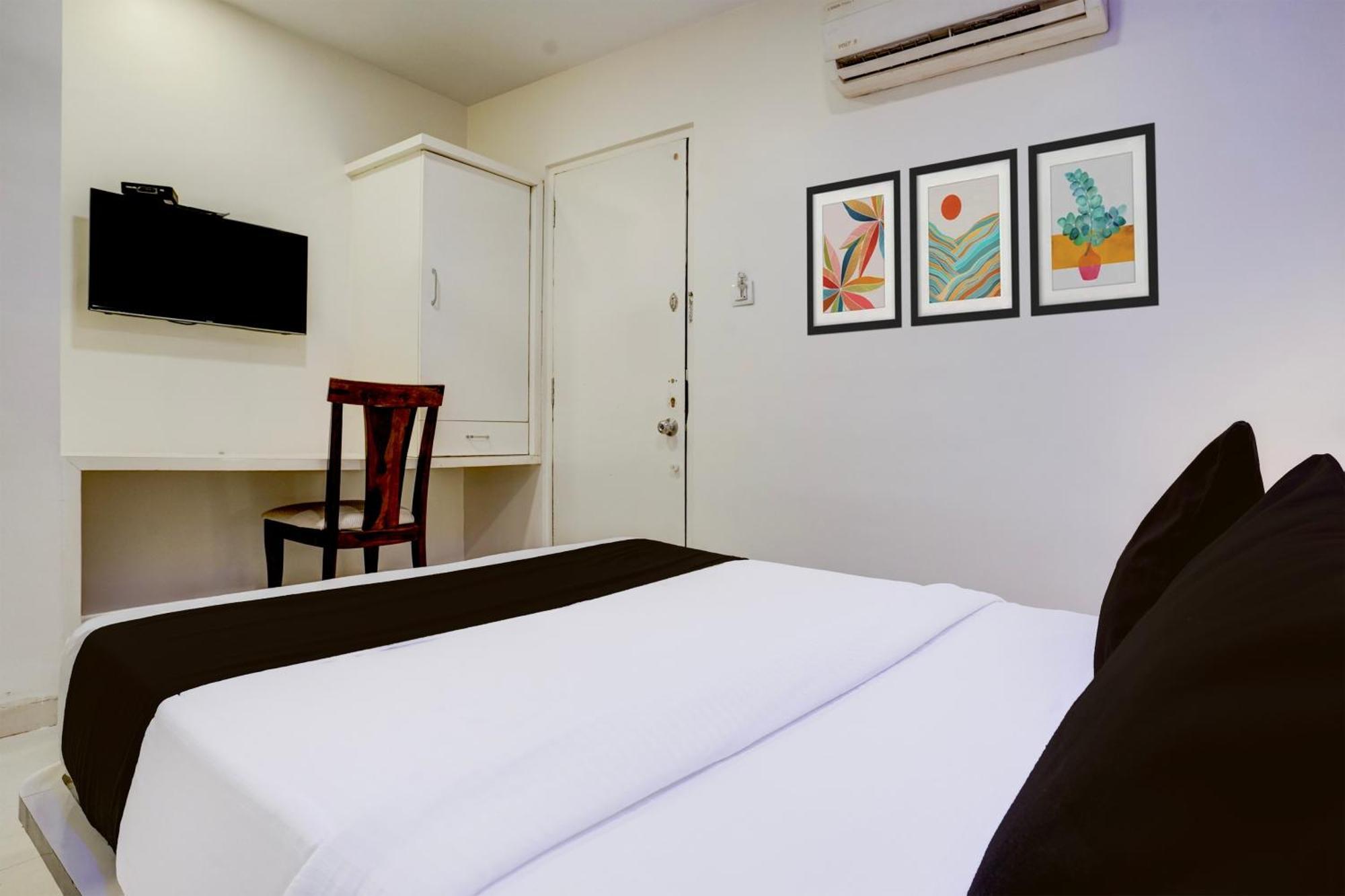 Hotel O Golden Star มุมไบ ภายนอก รูปภาพ